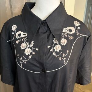 Black Short Sleeve Shirt with Floral Embroidery